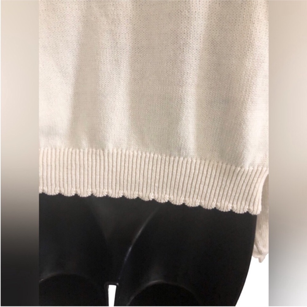 Jessica Simpson Cream blue‎ rosebud embroidered scallop neck sweater size Small - Picture 12 of 15